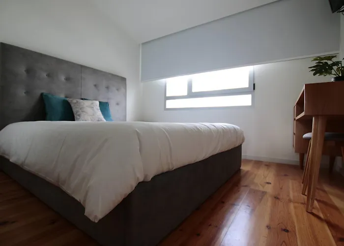 Apartamento OPORTO GUEST Natária Flats with Parking