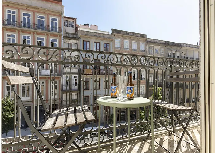 Charming Balcony Apartment In Historic Ribeira - Inside Porto Apartments "Mouzinho"