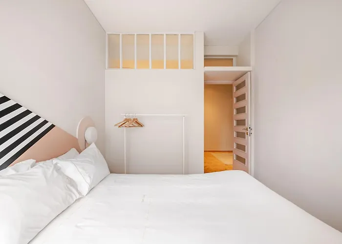 Apartamento Amazing Duplex - Mid Century Experience & Parking OOporto