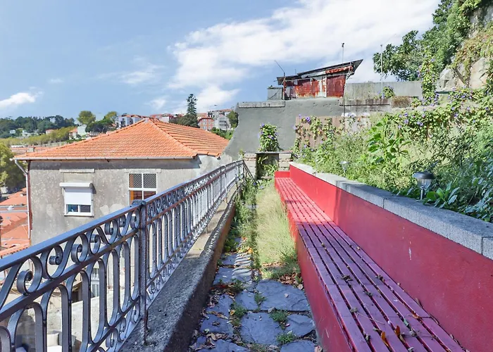 Porto Riverville Apartments