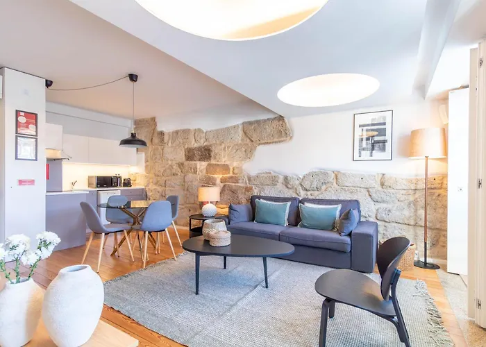 Lovelystay - Sao Domingos Apartment Porto