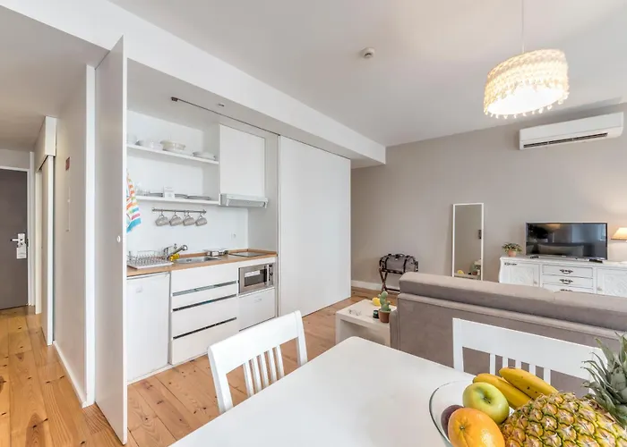 Look At Me - Serviced Lofts & Studios OOporto