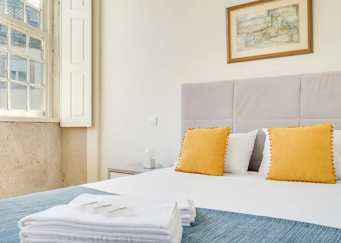Home At Porto - Aliados Apartments