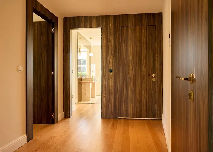 Flh Porto Clerigos Luxury Apartments