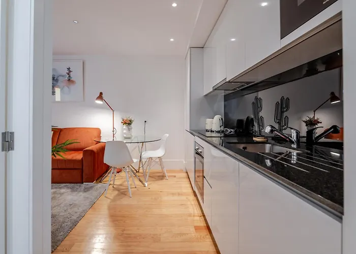 Almada Prime Apartment I OOporto