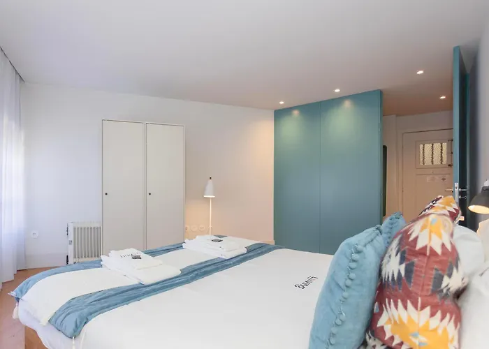 Santa Catarina Lively Apartment By Liiiving OOporto
