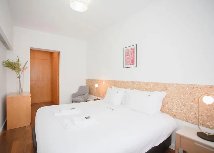 Liiiving In Porto - Light Trendy Apartment