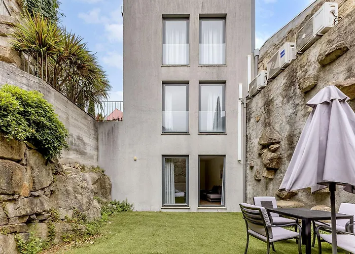Samasal Trindade Apartments OOporto