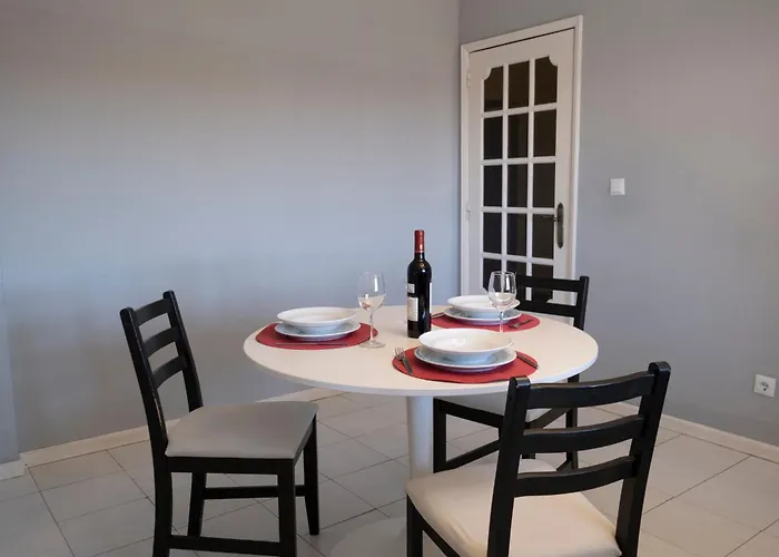 Сomfortable Apartments And Free Garage Parking OOporto
