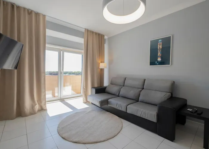 Сomfortable Apartments And Free Garage Parking OOporto