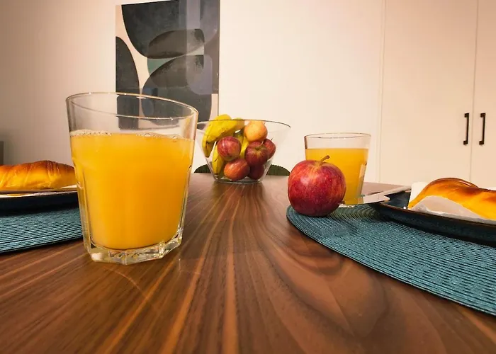 Spacious And Modern 2-Bed Apartment With Garage OOporto