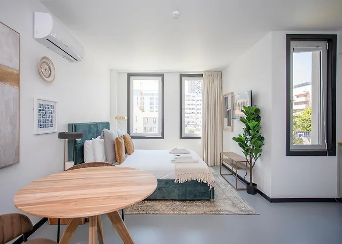 Liiiving In Porto - City Design Studios