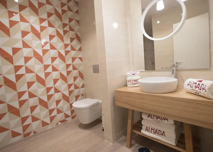 Almada Wine House - Tourism Apartments Porto
