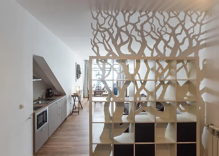 Art Apartment In Downtown Oporto