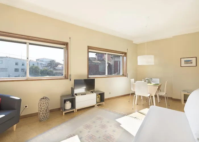 Bmyguest - Santa Catarina Light Apartment OOporto