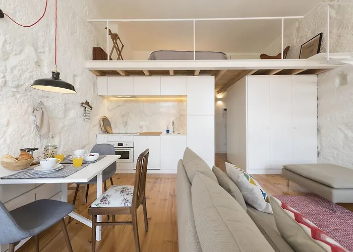 Lovelystay - Cativo Mezzanine Studio OOporto