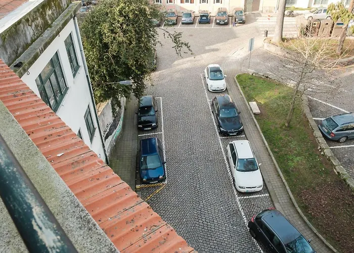 Apartment With Balcony In The Square OOporto