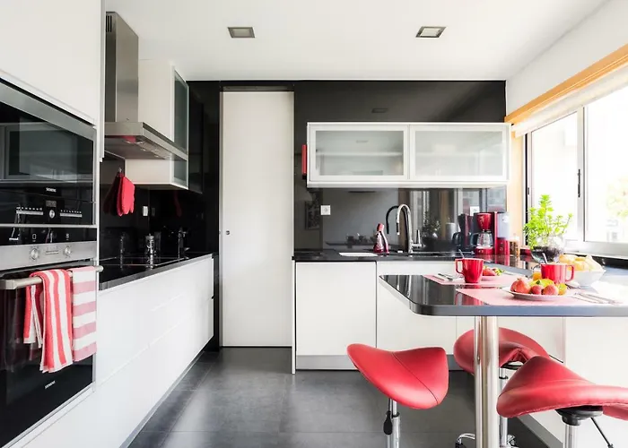 Pretty Porto Apartment By Soulsharing.Oporto