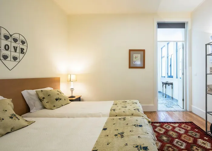 Apartamento À Francos Artist Painting OOporto