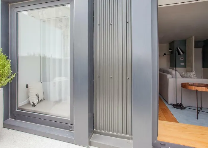 Downtown Luxury Studio With Balcony By Liiiving OOporto