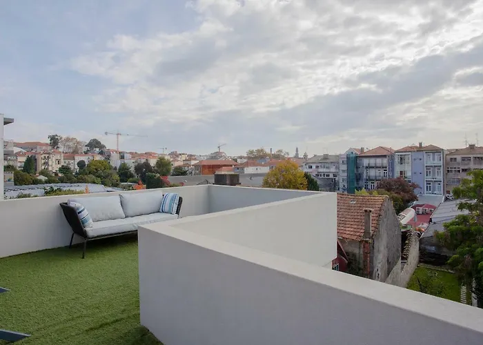 Apartamento Liiiving In Porto | Historic & Sunny Terrace