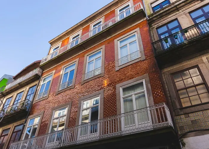Aposentus -Romantic Mezzanine Apartment With A Balcony OOporto
