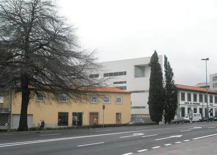 Porto Serralves Designing Apartment