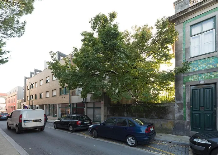 Lovelystay - Homey Feeling Flat W/ Free Parking OOporto