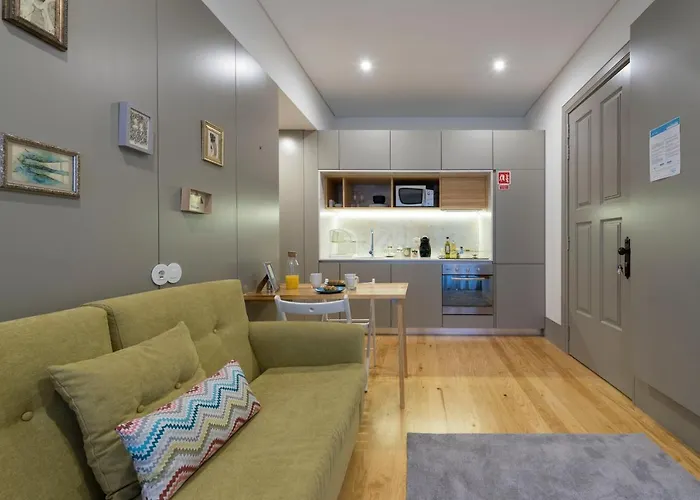 Lovelystay - Stylish Central Apartment By Bolhao Market OOporto