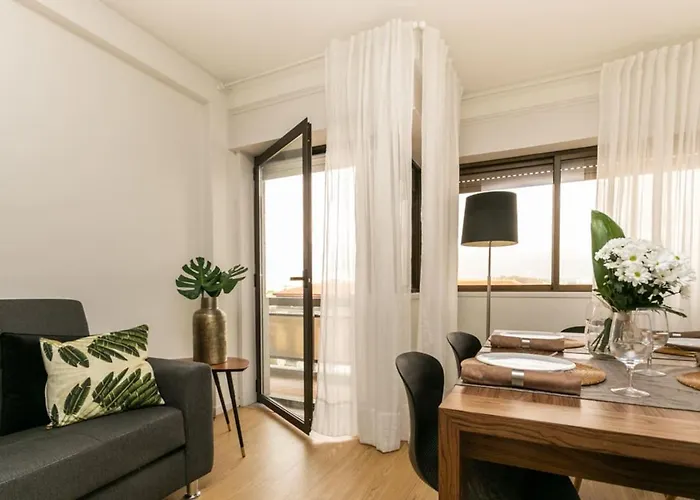 Apartamento Aposentus - Elegant Functionality Porto Downtown