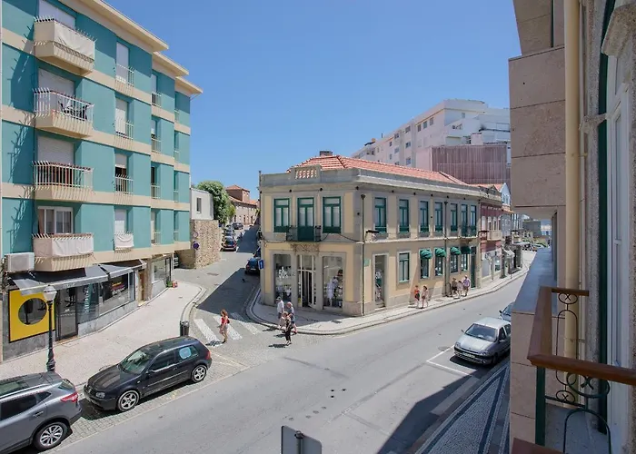 Liiiving In Porto - Luxury Beachfront Apartments